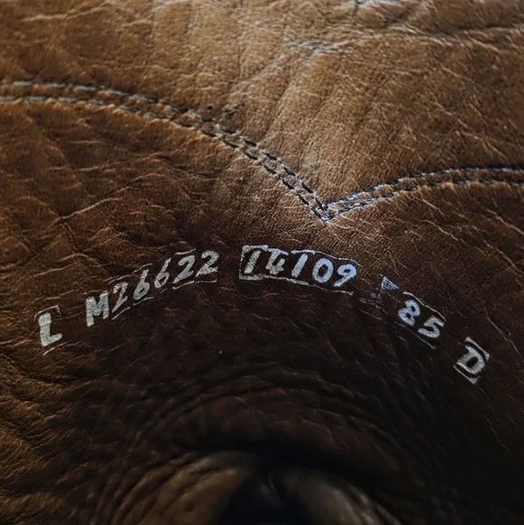 Larry Mahan Caiman Leather Boots, 8.5 D - Picture 6 of 14